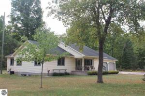 1535 Thomas Road Sw, Kalkaska, MI 49646