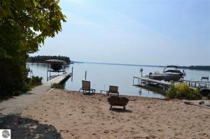 7206 Wilderness Bay Lane, Kewadin, MI 49648