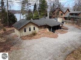 6084 S Snug Harbor Lane, Cedar, MI 49621