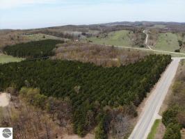 N Swede Road, Northport, MI 49670