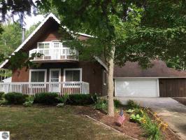 5409 Pineview Drive, Elmira, MI 49730