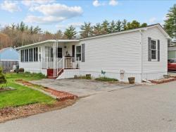 3 Barksdale Avenue Londonderry, NH 03053