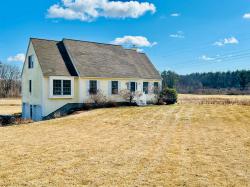 75 Deer Hill Road Brentwood, NH 03833