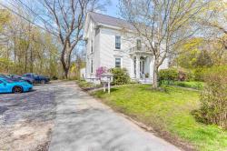 959 Maplewood Avenue A Portsmouth, NH 03801