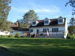 26 Russell Road Colebrook, NH 03576