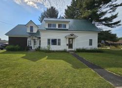 93 Colby Street Colebrook, NH 03576