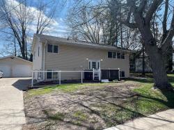 204 2Nd Street NW Hinckley, MN 55037