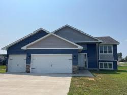 603 Kreekview Drive Osceola, WI 54020