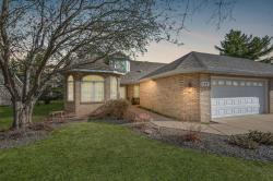 1321 Silverthorn Drive Shoreview, MN 55126