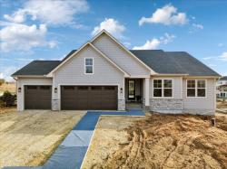 745 Mount Curve Chase Troy Twp, WI 54016