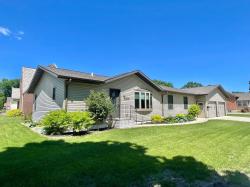 206 N Spring Avenue Springfield, MN 56087