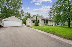 11311 Lorry Lane W Minnetonka, MN 55305