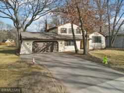 8459 Knollwood Drive Mounds View, MN 55112