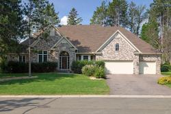 8986 Hunters Trail Woodbury, MN 55125