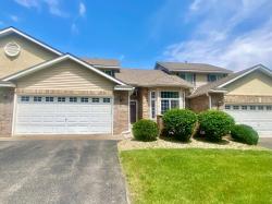 9006 Meadow Place Savage, MN 55378