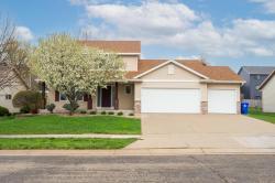 6334 Somersby Court NW Rochester, MN 55901