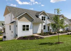 2673 New Century Place E Maplewood, MN 55119
