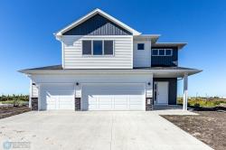 1106 60Th Avenue W Fargo, ND 58078