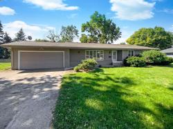 8614 2Nd Avenue S Bloomington, MN 55420