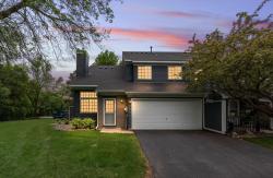 1855 Donegal Drive 1 Woodbury, MN 55125