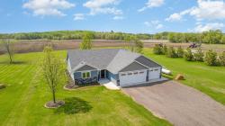 2254 411Th Avenue NE Stanchfield Twp, MN 55006