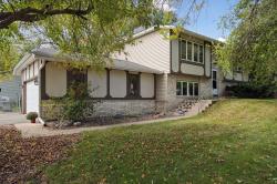 17427 Cherry Drive Eden Prairie, MN 55346