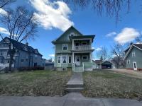212 S Linton Street Blue Earth, MN 56013