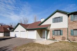 967 Heritage Court E 202 Vadnais Heights, MN 55127