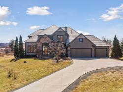 6055 Fieldstone Place Independence, MN 55359