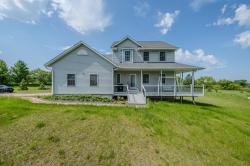 2772 261St Avenue NW Stanford Twp, MN 55040