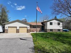 2819 Crestwood Drive NE Alexandria, MN 56308