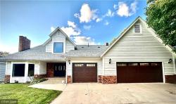 712 Stonewood Road Eagan, MN 55123