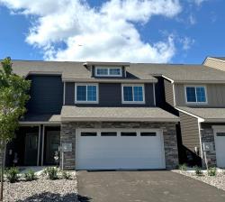 17077 Dysart Place Lakeville, MN 55044