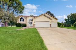 5117 89Th Crescent N Brooklyn Park, MN 55443