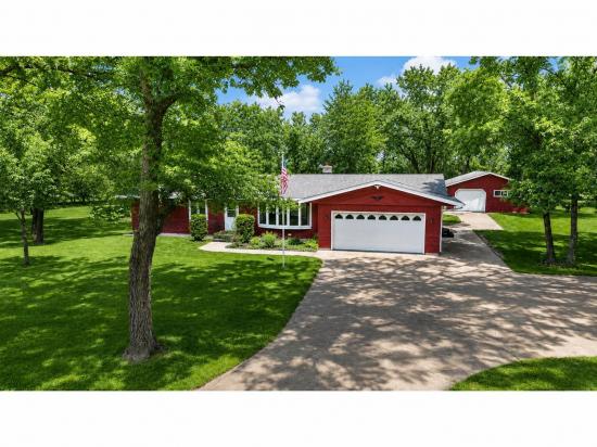 Rachel Fredrickson, Rachel-the-Realtor