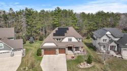 887 Pinetree Court Little Canada, MN 55109
