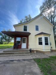 3912 413Th Avenue NE Stanchfield Twp, MN 55006