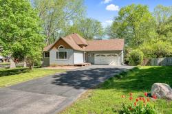 3200 Spruce Trail SW Prior Lake, MN 55372