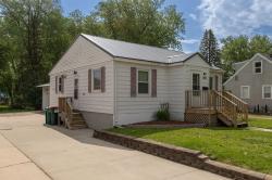 1208 5Th Avenue NW Rochester, MN 55901