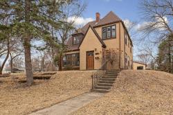121 S Sverdrup Avenue Jackson, MN 56143