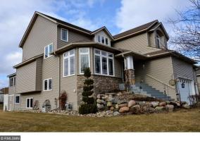 3045 Caledonia Drive, Farmington, MN 55024