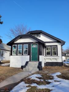 4422 Knox Avenue N Minneapolis, MN 55412