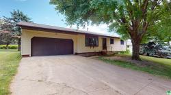 806 S Kastner Dr. Holstein, IA 51025