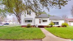 204 S Hamburg Holstein, IA 51025
