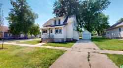 718 S Main St Alta, IA 51002