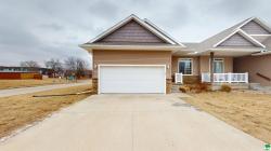 409 Valley View Dr Cherokee, IA 51012