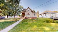 739 W Cherry St Cherokee, IA 51012