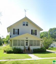 421 S Kiel Holstein, IA 51025