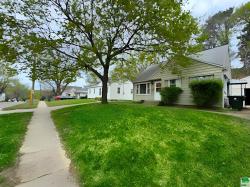 1029 27th St Sioux City, IA 51104