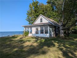 15087 E Jones Beach Drive Carlton, NY 14477